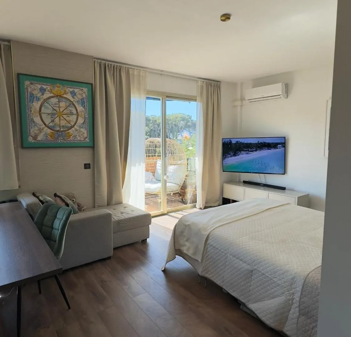 شقة Cap Martin Luxury - Parking - Terrasse - Piscine - Bouteille De Prosecco روكوبرُن كاب مارتي
