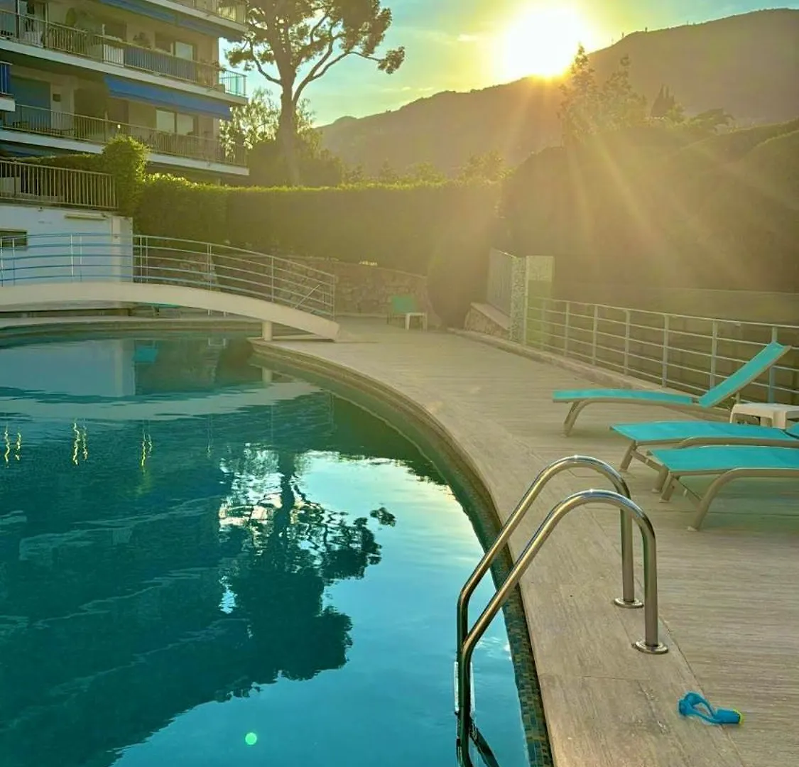 Cap Martin Luxury - Parking - Terrasse - Piscine - Bouteille De Prosecco location